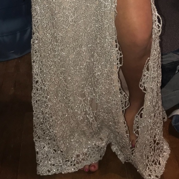 Prom dress - Picture 2 of 4